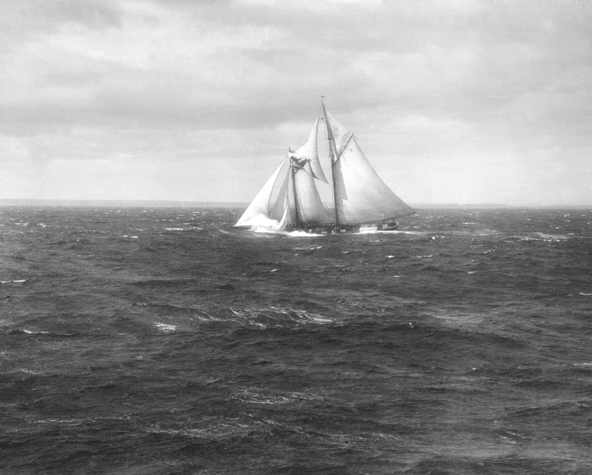 The 1921 International Fishermen's Race - Bluenose 100